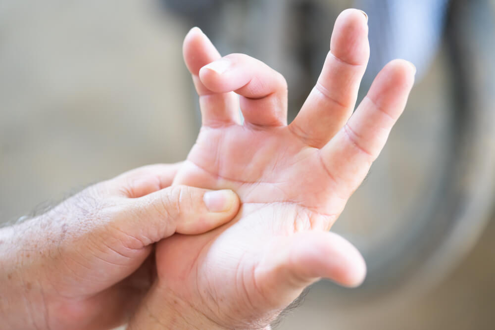 Two exercises for arthritis finger pain in Ferndale, WA shutterstock 1134521594 1 Two exercises for arthritis finger pain in Ferndale, WA
