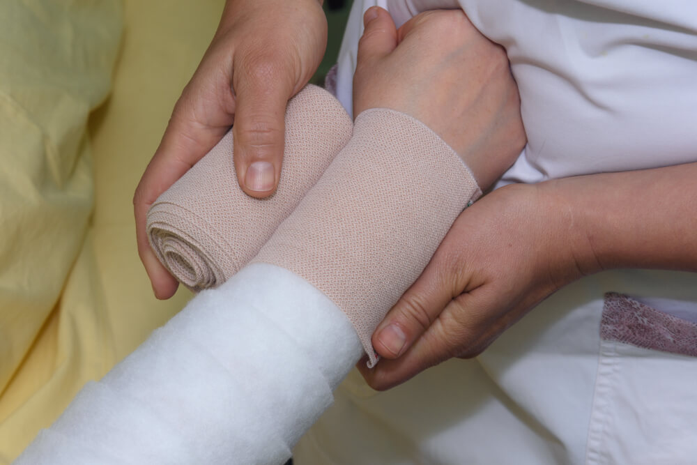 reduce lymphedema swelling in arm