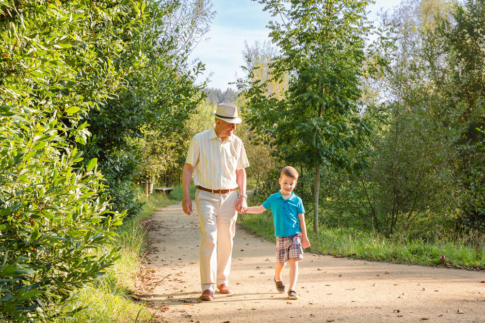 Four tips from a physical therapist for living with arthritis in the back shutterstock 216548914 living with arthritis in the back