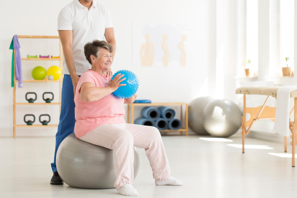 What should you wear to pelvic floor therapy? shutterstock 773340109 2 how do you know when your child needs physical therapy?