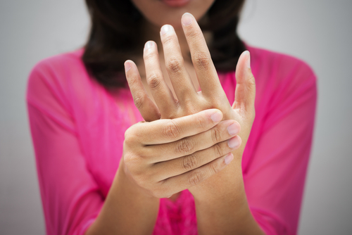 pain in hands and fingers not arthritis
